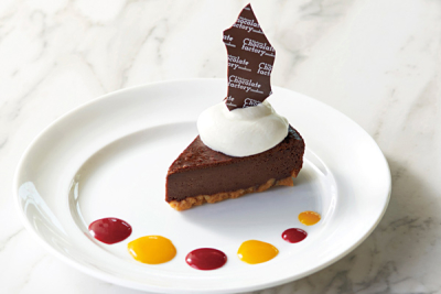 こだわりのクーベルチュール100%ミルクチョコレートを使用した、チョコレートチーズケーキです。