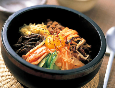 料理長候補→チーフ→料理長、さらにはその上へと昇格可能!キャリアは無限に広がっています。