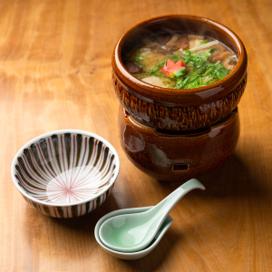 コースメニューは、月1回、替わります。和食料理の経験、メニュー考案のできる方、優遇します!