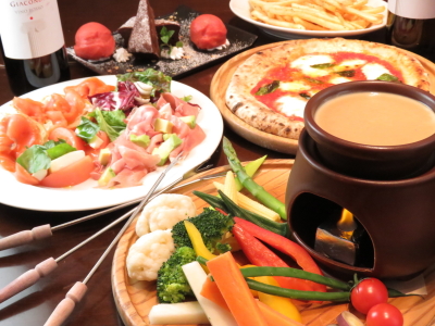 旬の食材をふんだんに、彩りよく!!洋食の楽しさを体験できます!