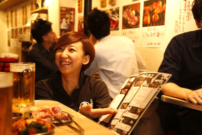 まずは店舗にてあなたのファンづくり!笑顔でお客さまをお迎えして「また来たい」と思ってもらおう♪