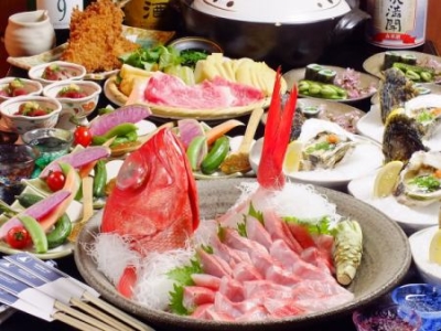 全国から直送される新鮮な食材を使った料理を手がけられます!
