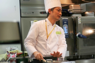 当社には長年の調理経験と素晴らしい技術を持っている料理人が多数、在籍中
