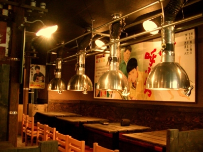 肉バル・居酒屋・創作ダイニングなど、幅広い業態を展開中。新ブランドの立ち上げに携わるチャンスも!