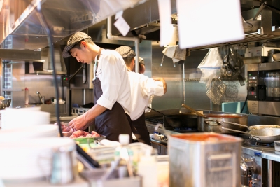 当社は東京・大阪・名古屋などの各地に、ベルギービールレストランやカフェなどを展開している企業です