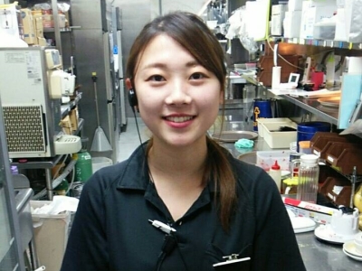 現場は学生から主婦の方までバラエティ豊かなメンバーが在籍。チームワークも抜群ですよ◎