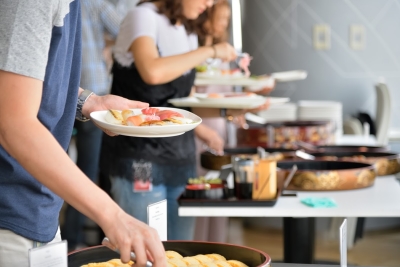 月8~9日休みで、しっかりとメリハリをつけながら働ける環境!プライベートも大切にできます。