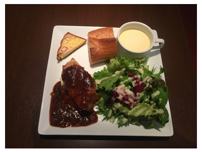 ランチも好評です。一緒に、おいしい料理とワインの提供をしましょう!