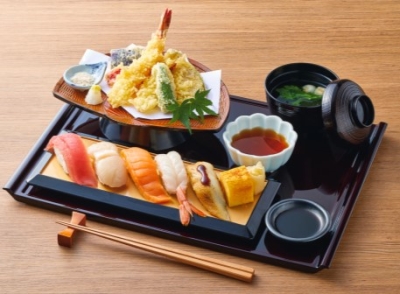 新店では和食メニューを中心に提供していきます。