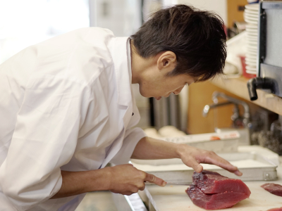 “手作り料理と心からのおもてなしで、お客様に活力再生を”それが当社のモットーです。