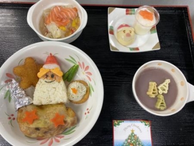 イベント・行事食では、盛付けにもこだわって作ります!