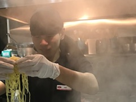 丸源ラーメン 店舗スタッフのアルバイト パート求人情報 鳥取県 飲食店アルバイトならクックビズ
