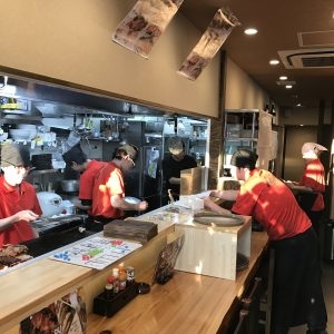 お子様連れから大人数の宴会まで幅広いシーンで活用されている、地元密着型のお店です!