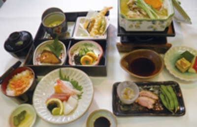 和洋中、幅広いメニューを手がけており、高い調理スキルが身につきます!