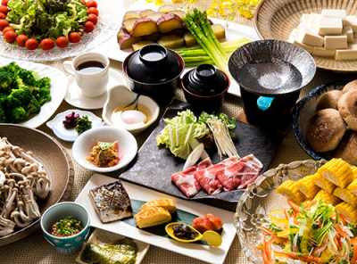 別府名物のりゅうきゅう、だんご汁、かぼすブリなど、ここ別府ならではの料理や食材を使った郷土料理専門店