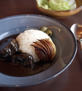 厳選食材を使った洋食メニューも大人気です。