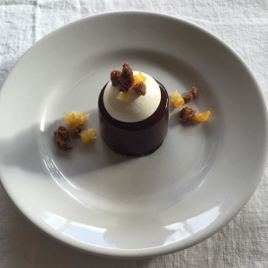 フランスをはじめとしたヨーロッパの伝統的な製菓技術をベースに、スコーンやクッキー、ケーキを製造◎