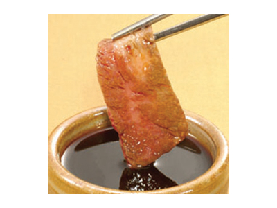 秘伝のタレ、肉のほか、お米や野菜など、食材すべてにこだわりが!
