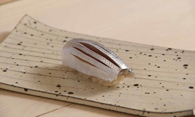 厳選した魚介を使用し、職人の繊細な手仕事で最高の一品一握をご賞味いただけます