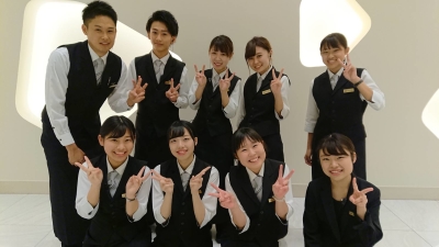 「ウェディングが好き」そんなスタッフがたくさん働いています。あなたの「好き」も当社で活かしませんか?