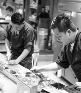 醤油も塩もぬか床も自家製で、島料理をご堪能いただいております。