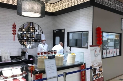 本場仕込みのワザを身につけられる環境です。※画像は千葉・幕張店