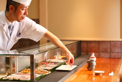 「おいしい寿司を、気軽に皆さまに」が創業当初からの企業理念です。