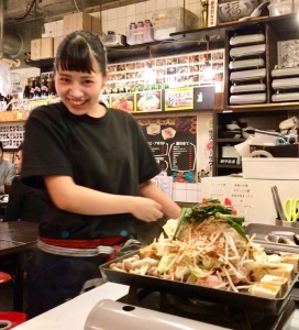 いろんなものを作り込んでお客さまに楽しんでもらおう、という想いでお店づくりをしています!