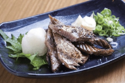 地酒と共にたのしめる、高知の海の幸や山の幸を使った料理をご提供。新しいメニューの考案もお願いします。