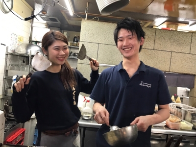 女性管理職も多数活躍中!年齢や経験を問わず、やる気やスキル次第でどんどんステップアップしていけます。