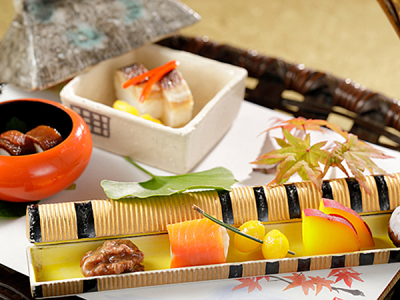 旬の食材を活かした、四季を感じさせるお料理を提供しています