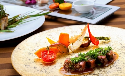 レストランでは、久米島のスローフードをふんだんに使った、こだわりの和洋創作料理を提供しています。