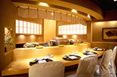 当社は、多彩な46店舗を手がける総合フード企業!安定基盤のもと、安心して働けます