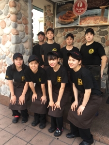 10代~70代まで、幅広いスタッフが楽しく働いています
