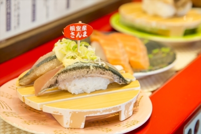 北海道の根室から直送する鮮魚が自慢。いつも行列とお客様の笑顔が絶えません!