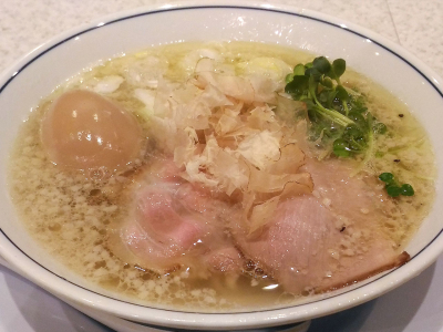「塩らーめん」と「溜り醤油らーめん」がご好評いただいています。