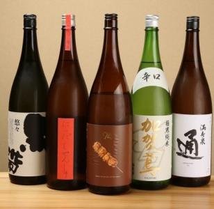 日本酒も豊富にご用意。お酒の知識も深まります。