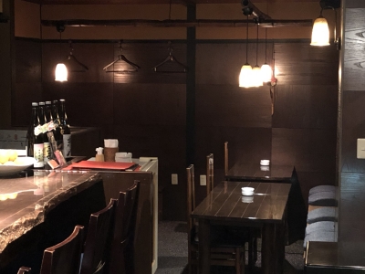 日曜と祝日が定休日。休みがきまっているので、プライベートの予定が立てやすいですね!