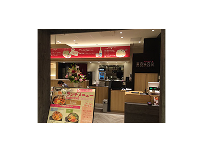 <メディアにも多数紹介されています!>各店舗オシャレな雰囲気で女性のお客様を中心にご来店されています