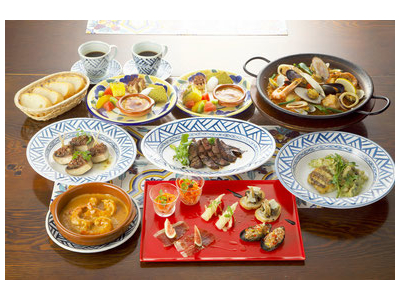 店内では、フラメンコや生ギターショーなどを開催しています