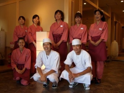 創業45年を迎えた老舗居酒屋が母体の安定企業です