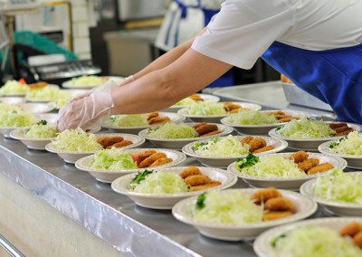 安全な食事を提供し、利用者の皆さんの健康を守りましょう◎