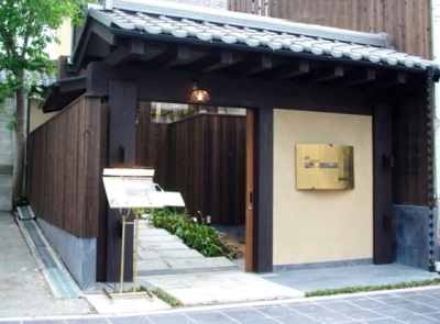お店がある奈良町は、お洒落なカフェや雑貨屋がある、若者にも人気のエリア。