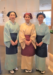 運営母体は、飲食店の運営のほか、お弁当の販売、仕出し、通信販売などを手掛ける安定企業。