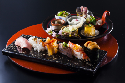すしはもちろん、料理からデザートにいたるまで全て店内で作り上げています