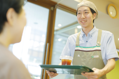 安定した雇用環境で待遇も充実!じっくり長く働きたい方のご応募をお待ちしています