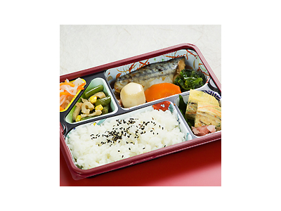 介護施設など、多数の施設から給食委託がある企業です。