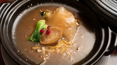 本格広東料理をベースに、飲茶、点心、坦々麺など充実した一品メニューやコース料理をお届けしています