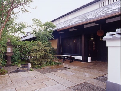 これからの日本の食文化を継承・発展に関わってみたいという方はぜひチャレンジを。画像:西宮店