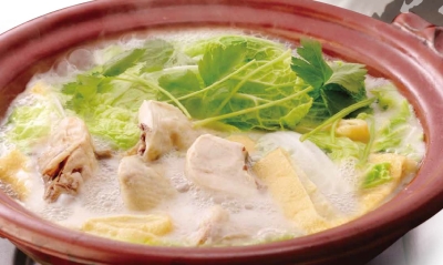 熱々の手羽先の唐揚げ&手作りの鶏料理が堪能できる専門店!こだわりの料理がそろいます。